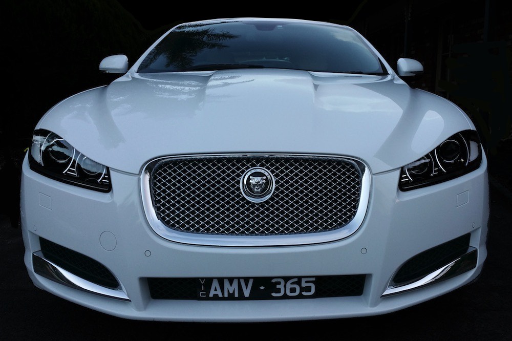 Jaguar XF Luxury - 3.0 L Turbo Charged Diesel