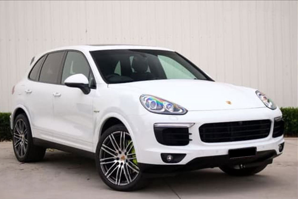 Porsche Cayenne S - Prestige Car Rentals