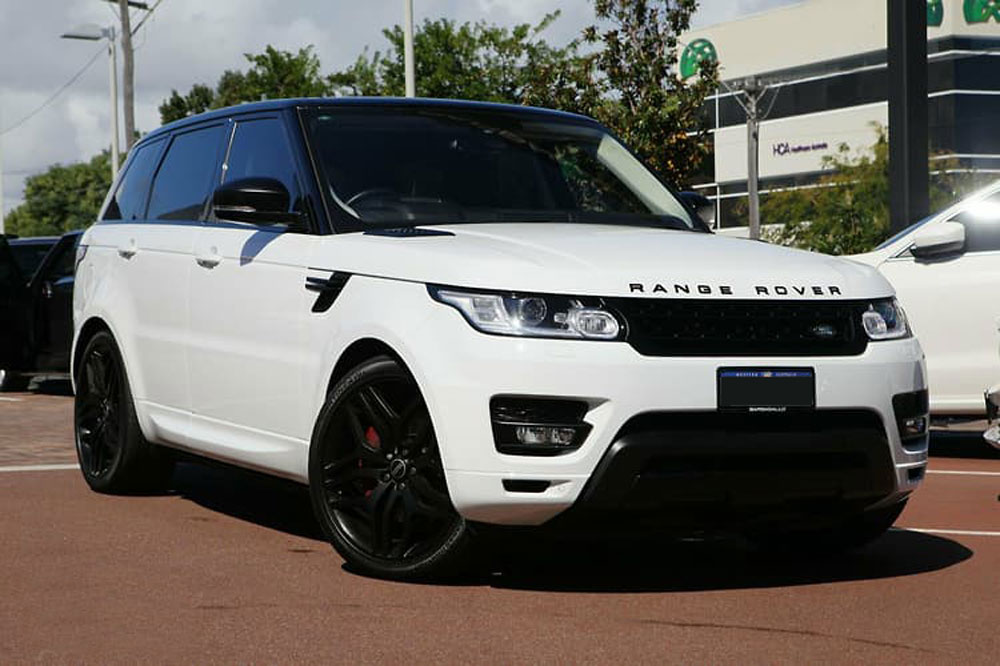 Range Rover Sport HSE SDV8 - Prestige Car Rentals